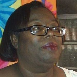 Meet your Posher, Lynette